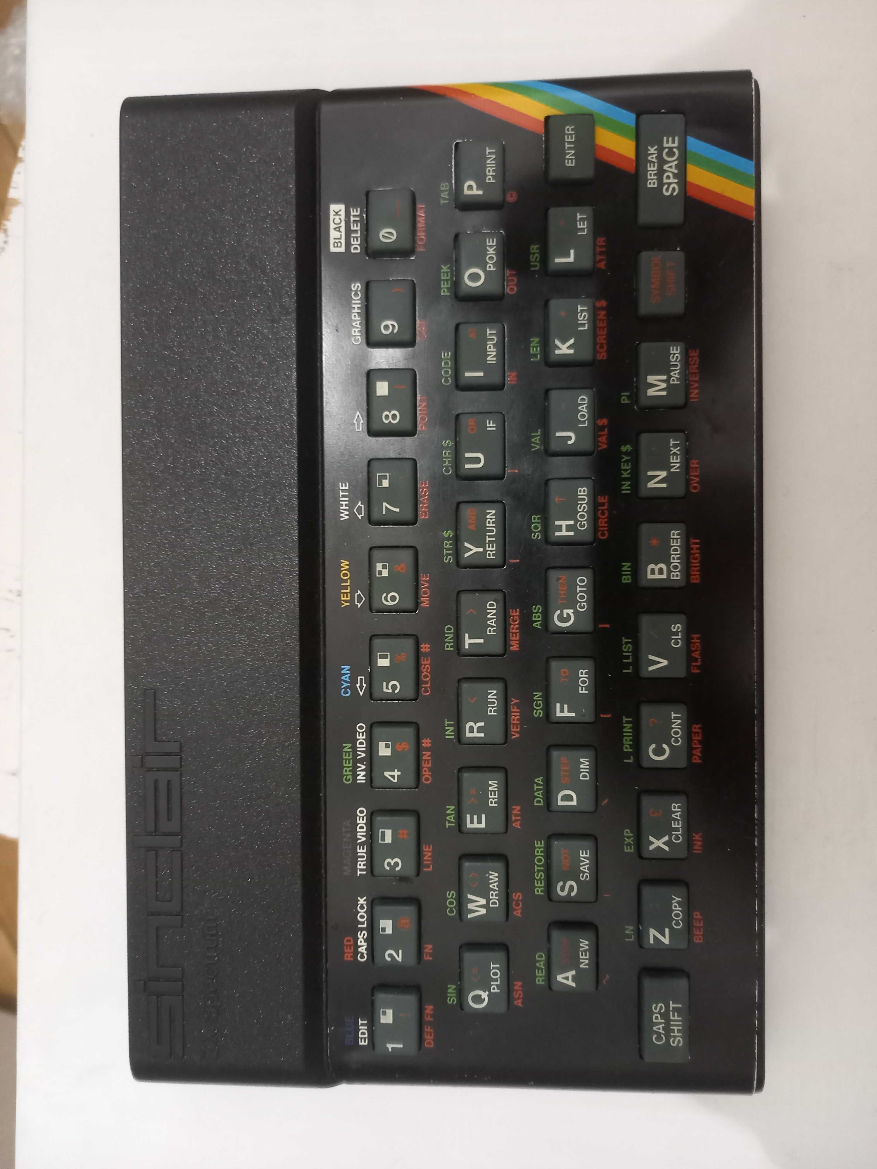 Komputer ZX Spectrum 48k.