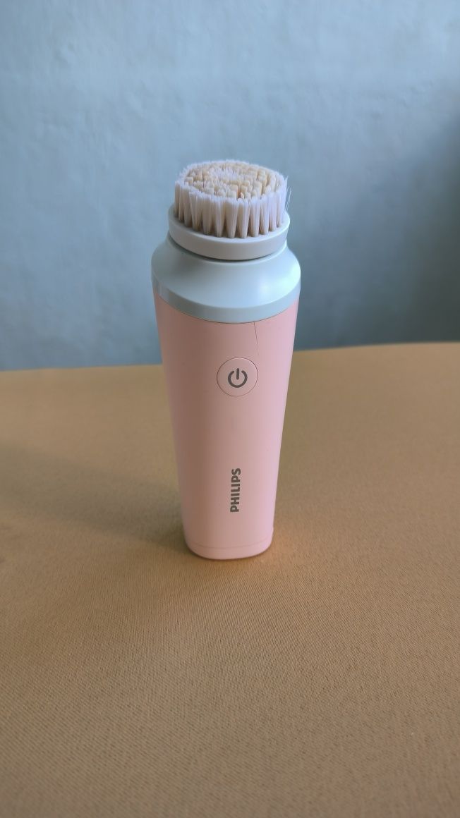 Прибор для очищения лица PHILIPS VisaPure BSC111/06 массажер лица кожа