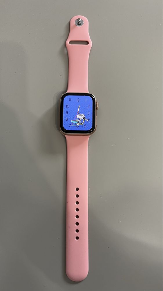 Apple Watch 44 SE Rose Gold