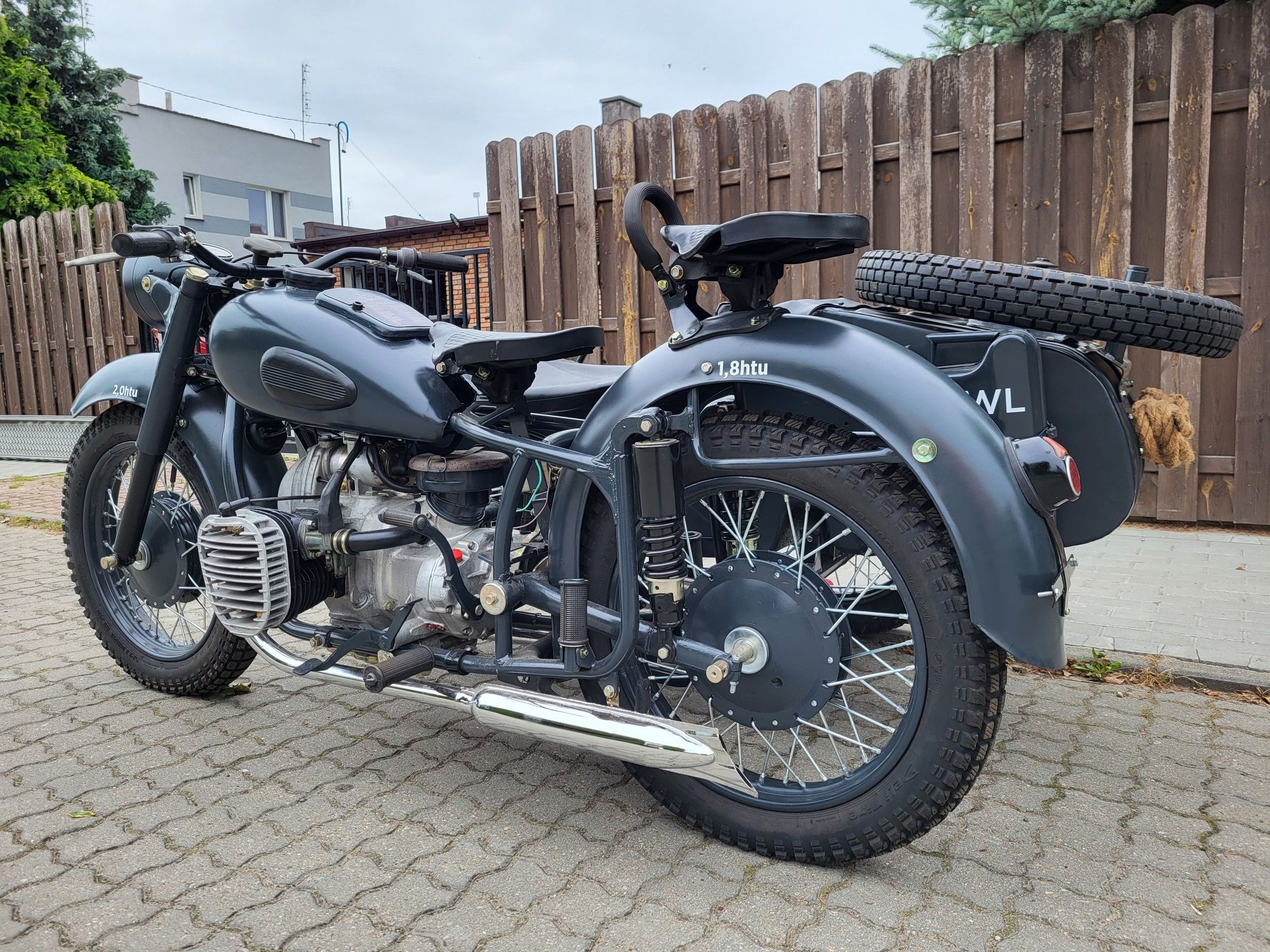 Promocja K 750 odrestaurowany mt mw dniepr ural m 72