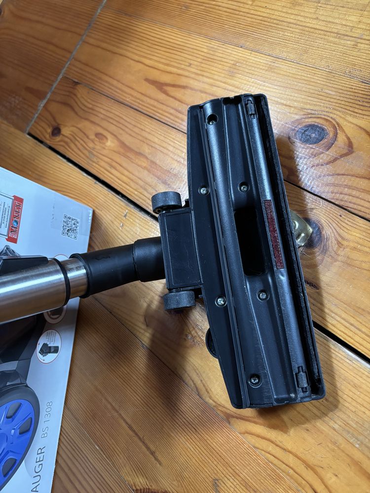 Odkurzacz Clatronic  BS1308 / 700W - jak nowy!