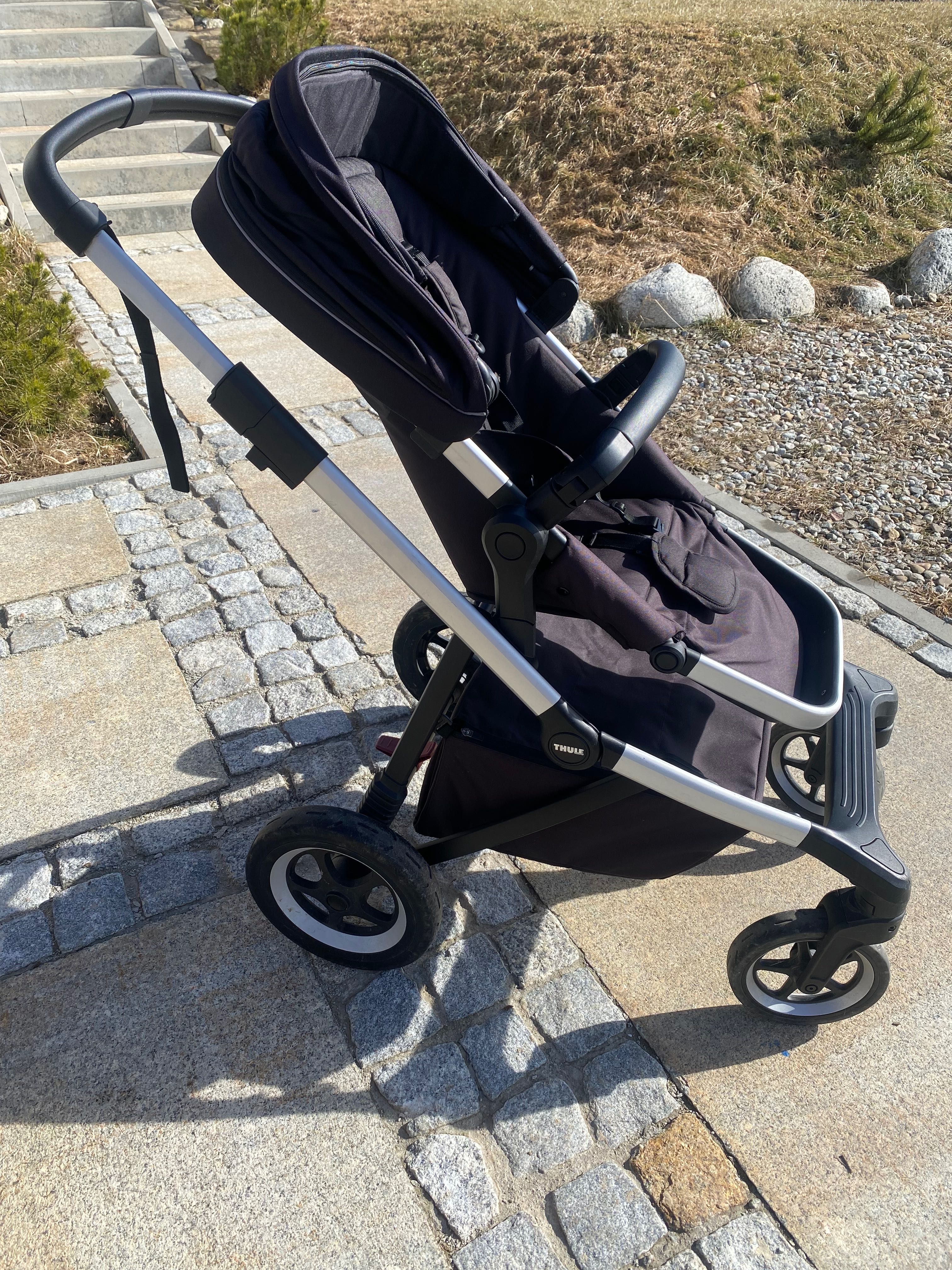 Wózek spacerowy Thule Sleek Aluminum/Midnight Black