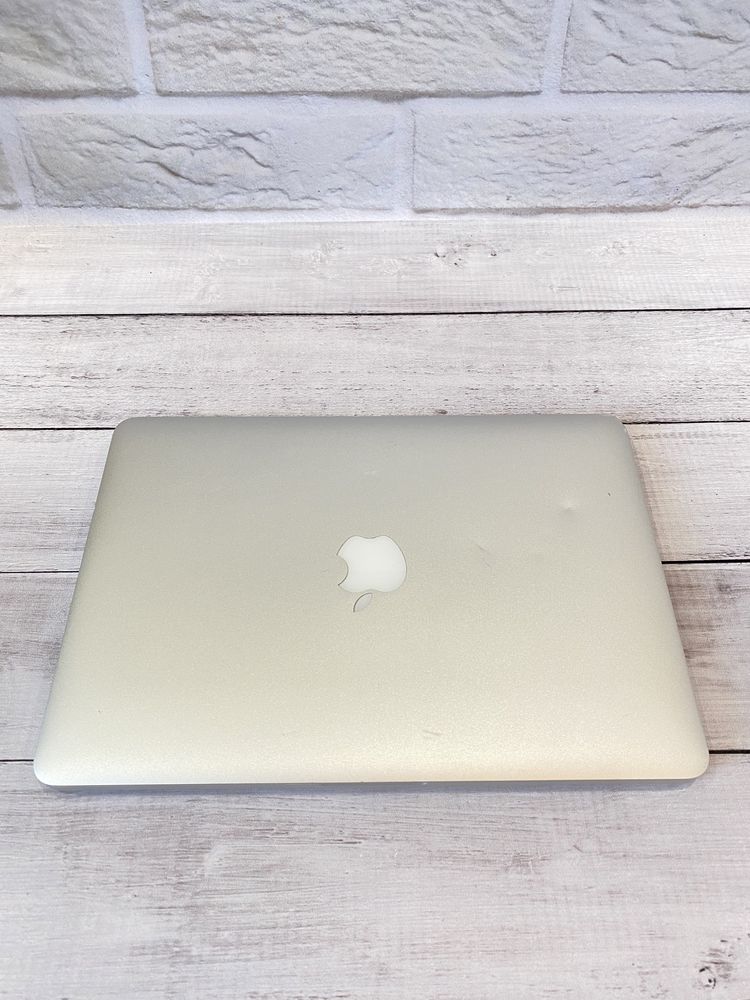 Apple MacBook Pro 2013 (A1502) 13.3’’ i5 8GB ОЗУ/ 256GB SSD (r375)