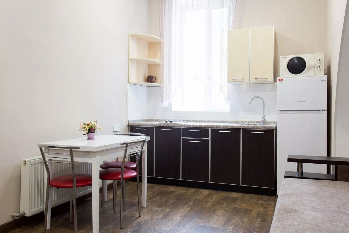 Квартира подобово погодинно для 1-3х осіб ЦЕНТР Личаківська