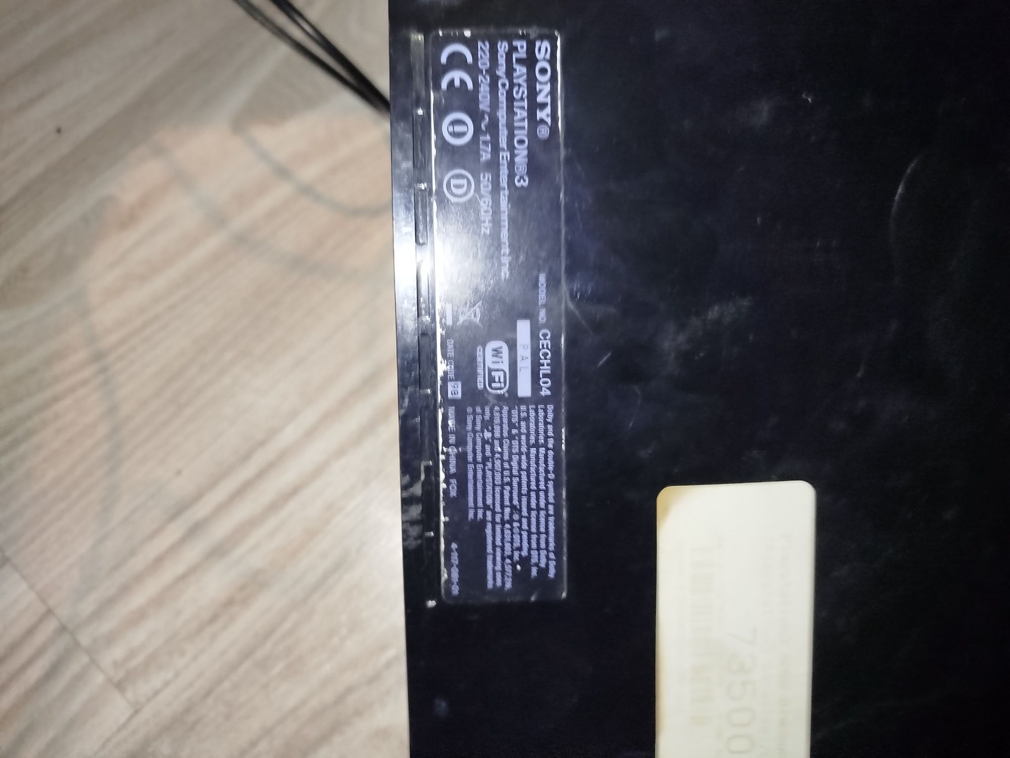 Konsola do gier PlayStation 3 z padami do gry X2 i trochę gier  do neg