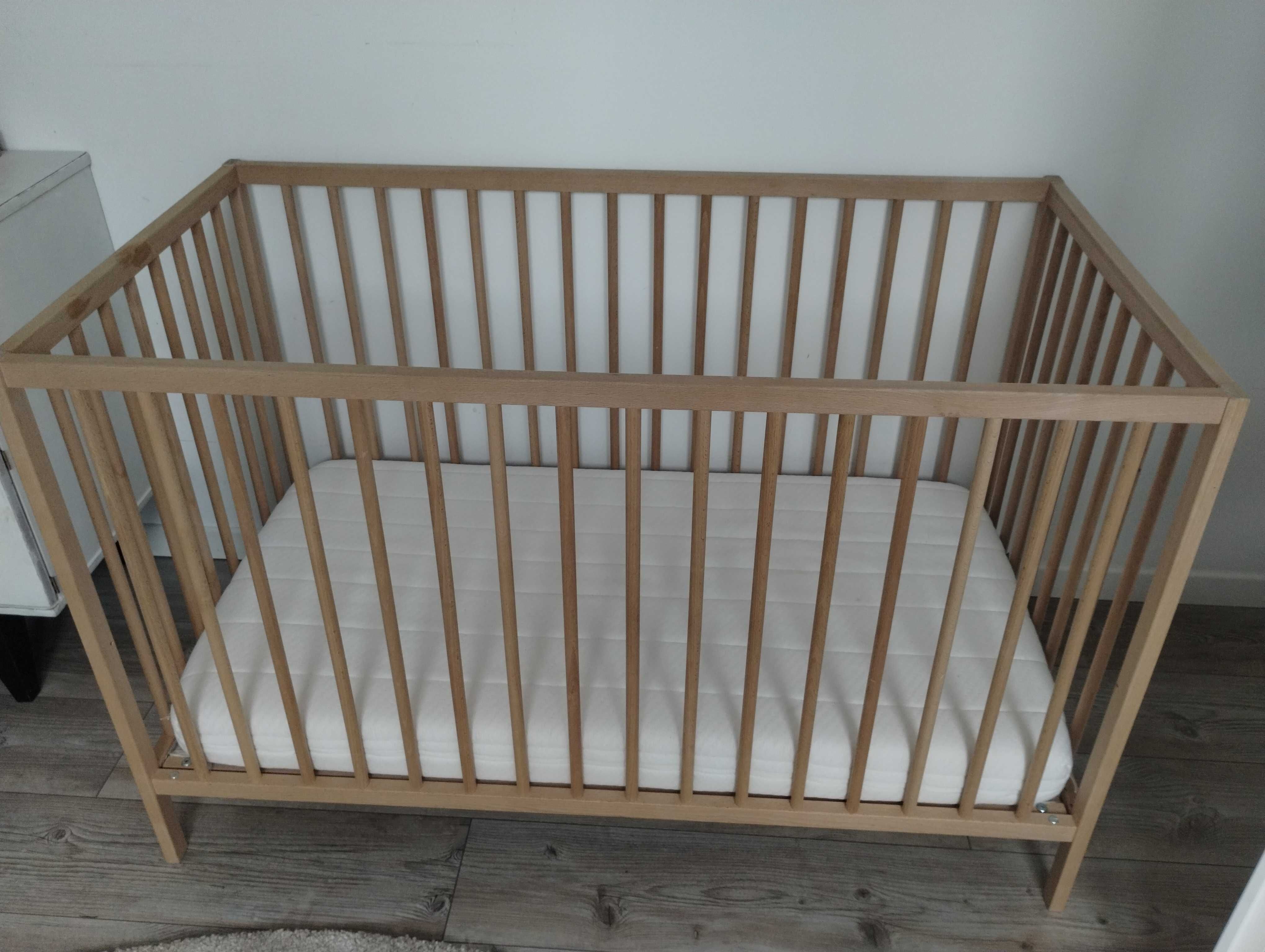 Łóżeczko dziecięce niemowlęce drewniane Ikea bukowe drewnia