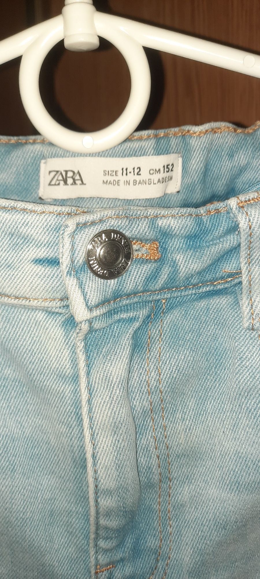 Продам джинсы Zara оригинал