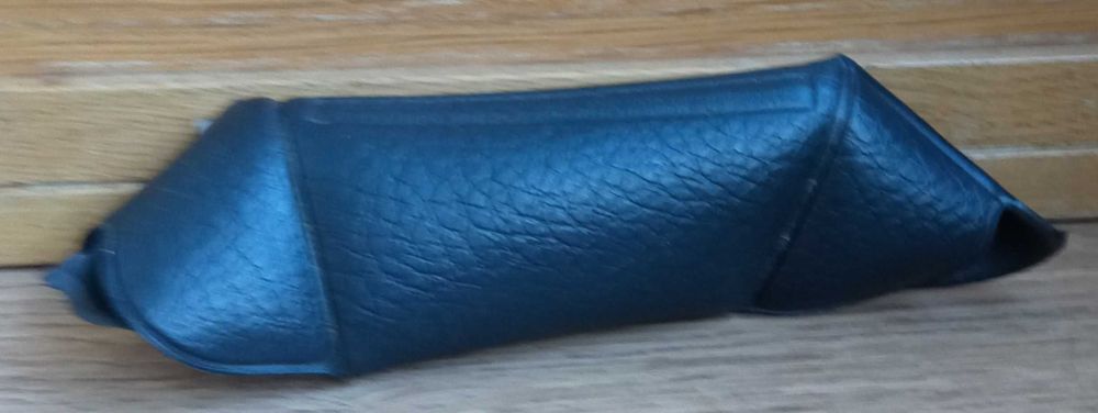 Чехол для очков, чёрный , классика . Б\у в хорошем состоянии