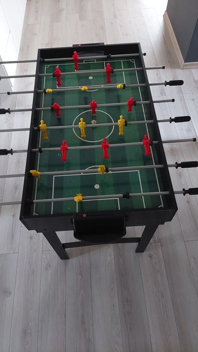 Zestaw gier 4w1 piłkarzyki