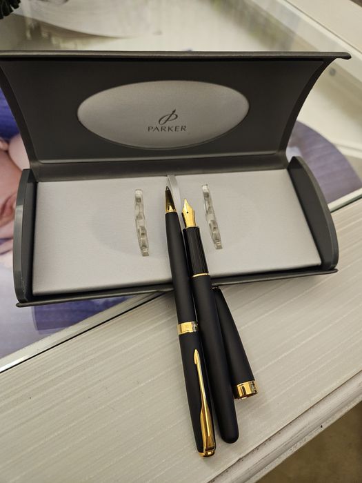 Набір ручок Parker Sonnet Matte Black GT (перо + кулькова/ролер)