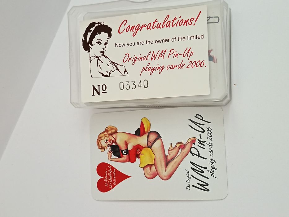 Продам игральные карты