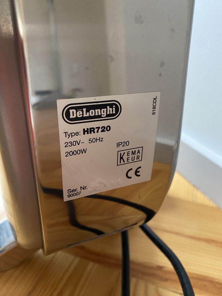 Radiador aquecedor retro delonghi HR 720