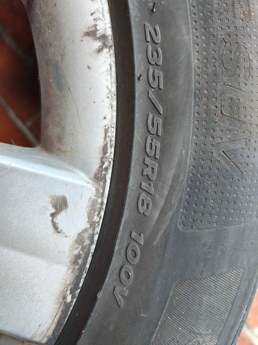 Felgi aluminiowe R18 z kompletem opon letnich i zimowych