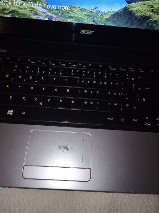 PC portátil i3 em bom funcionamento