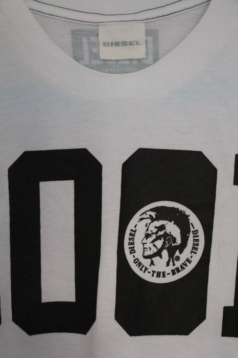 Sweat shirt para rapaz de 12 anos. Marca: Diesel