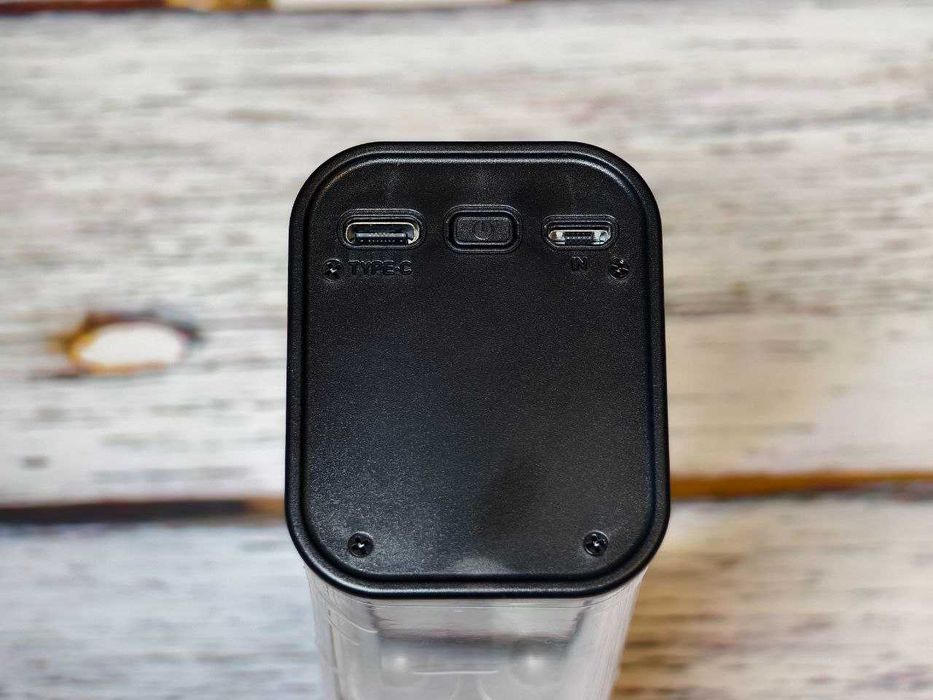 Корпус 18650 на 8 акумуляторів з світлодіодною підсвіткою Fast Charge