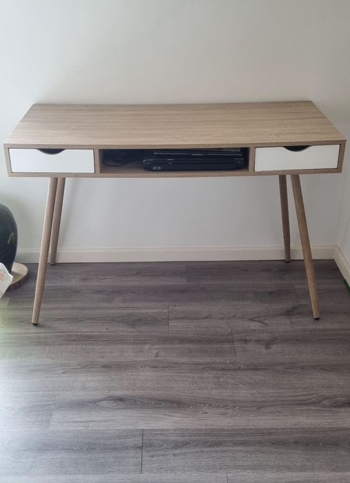 Secretária de computador