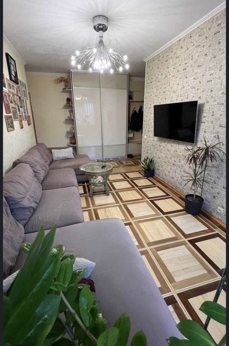 Продам 3х.кв. 5/9 на Алексеевке , ост. Солнечная