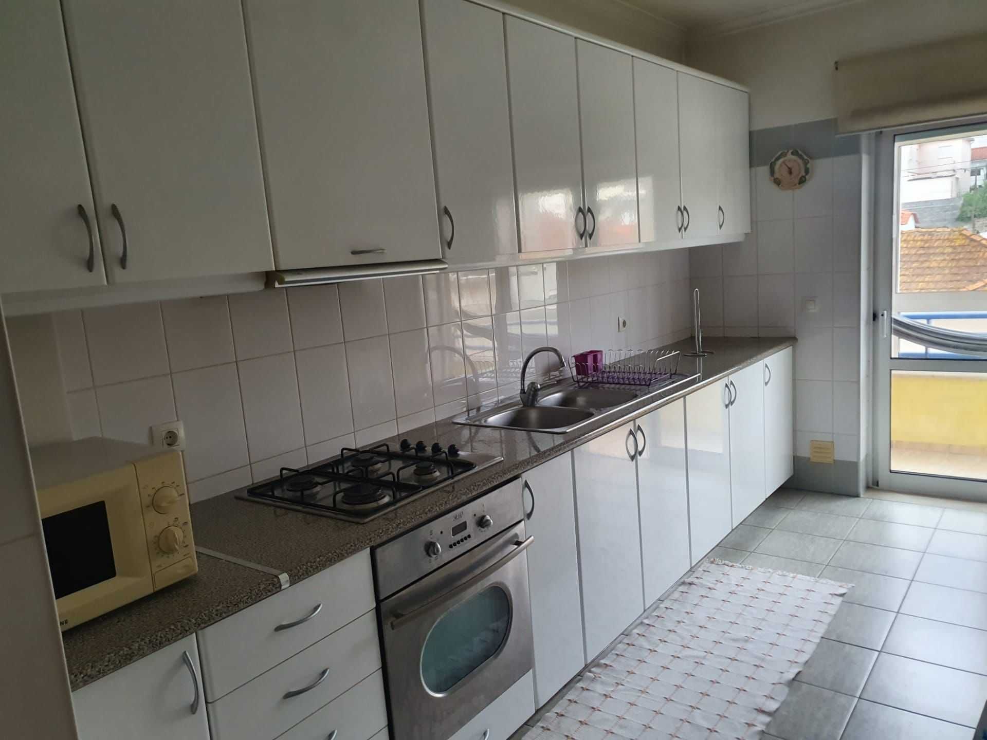 Apartamento T2 Totalmente Mobilado à Venda – Estrada da Estação-Leiria