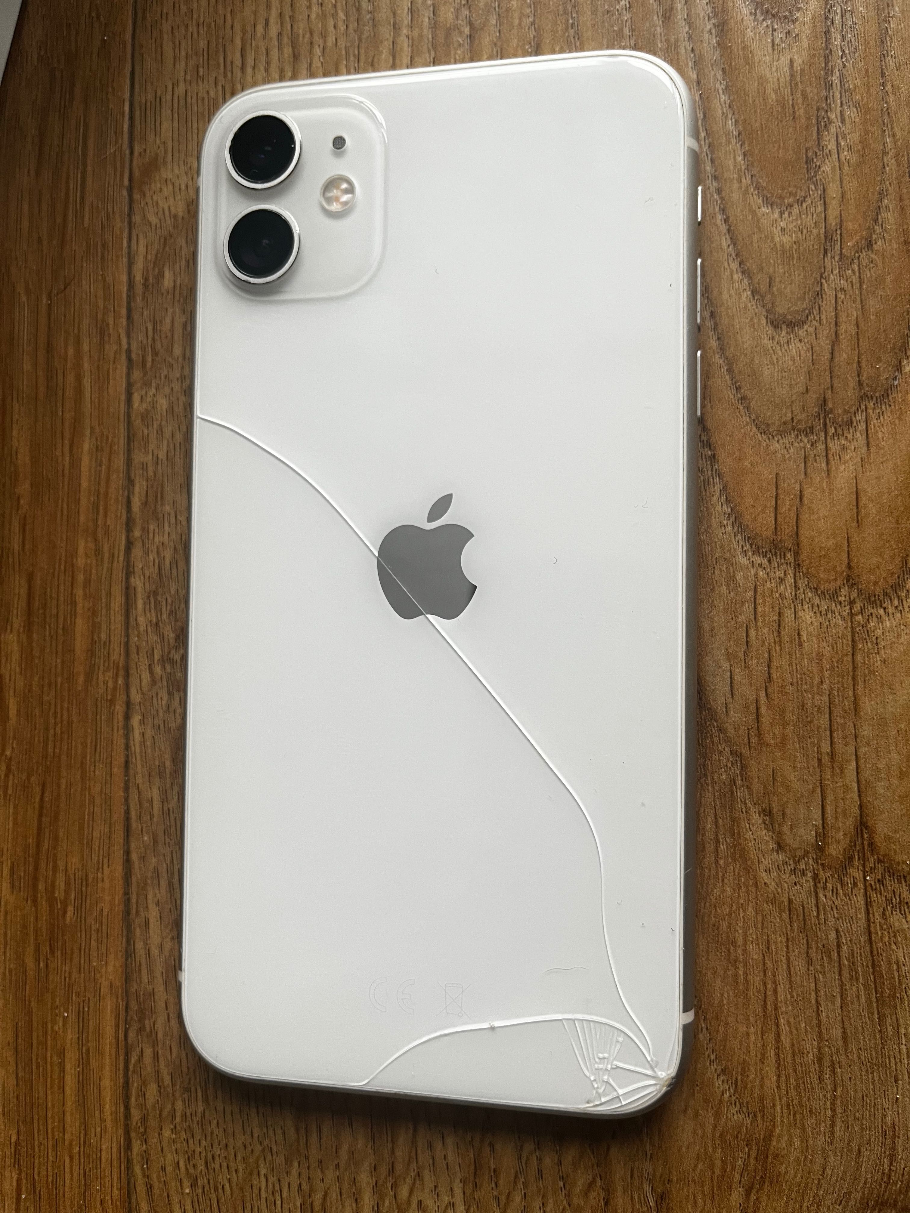 iPhone 11 biały 128GB