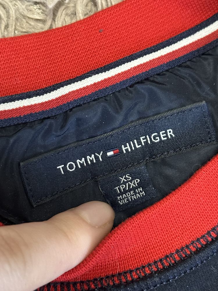 Кофта з колекції Tommy Hilfiger