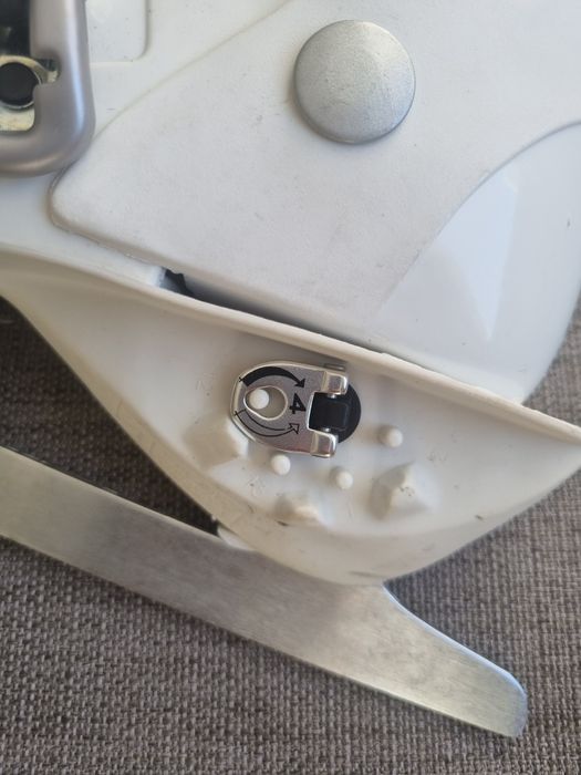 Ковзани дитячі пластикові з регульованим розміром від 30 до 35 р