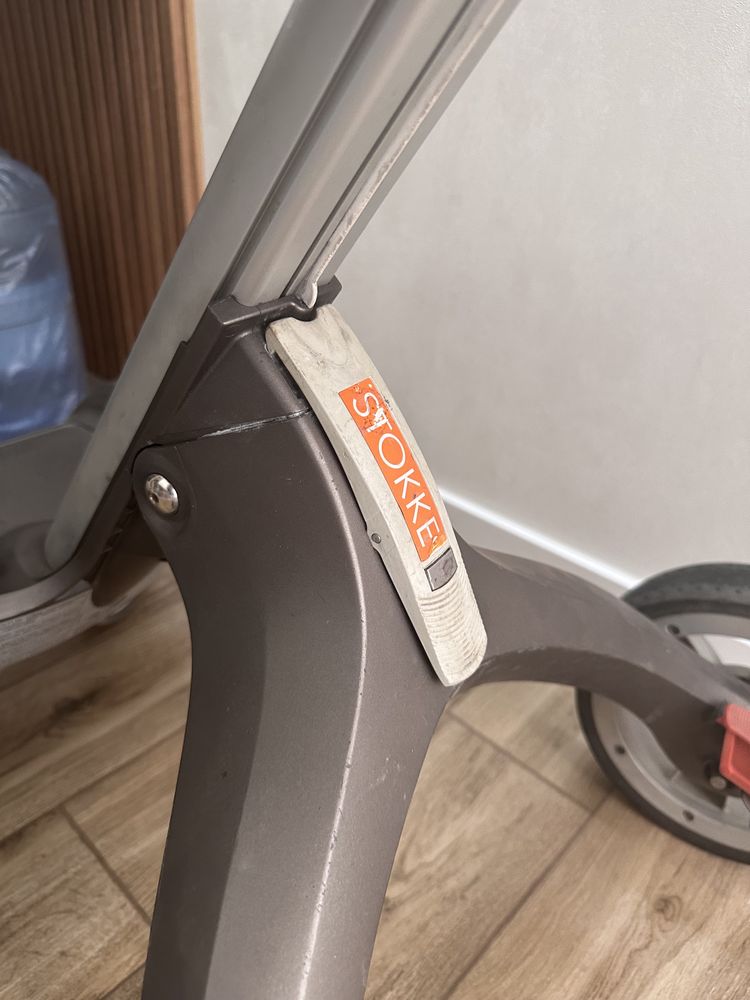 Продам коляску stokke xplory v4