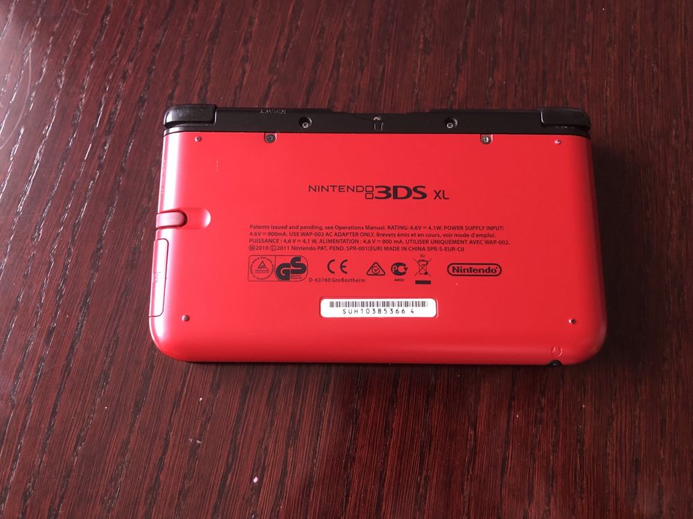 Konsola Nintendo 3DS XL Czerwona + akcesoria