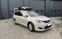 Wynajem Chrysler Pacifica automat 8 osobowy instalacja gazowa