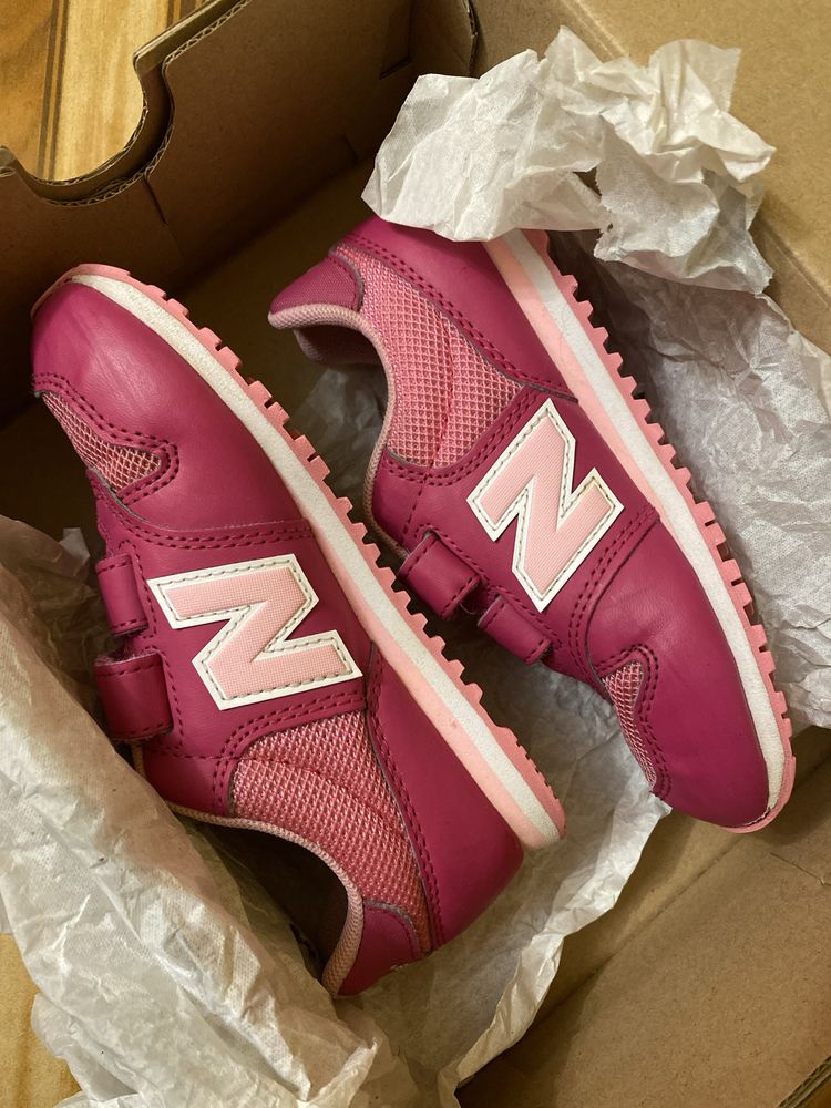 Кросівки для дівчинки New Balance 500, 28 розмір