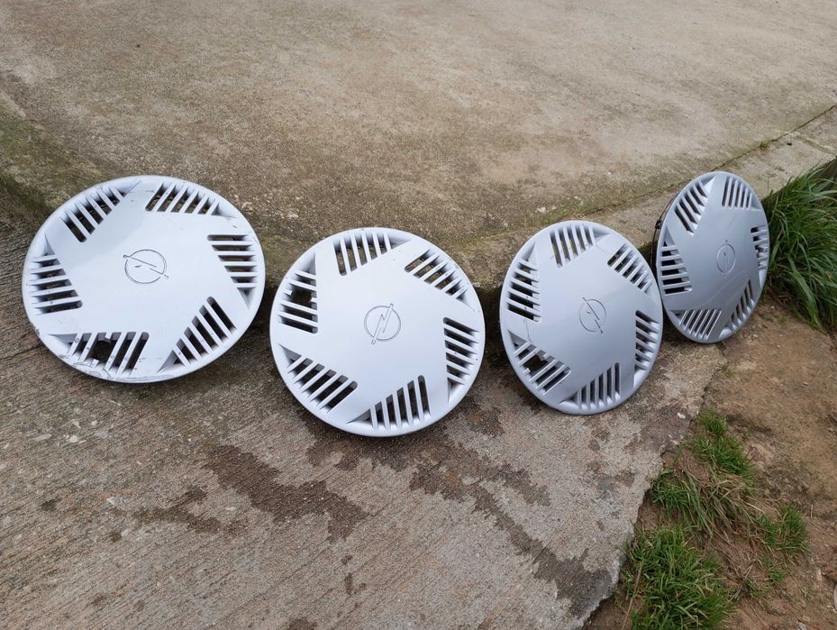 Tampões 14" originais Opel