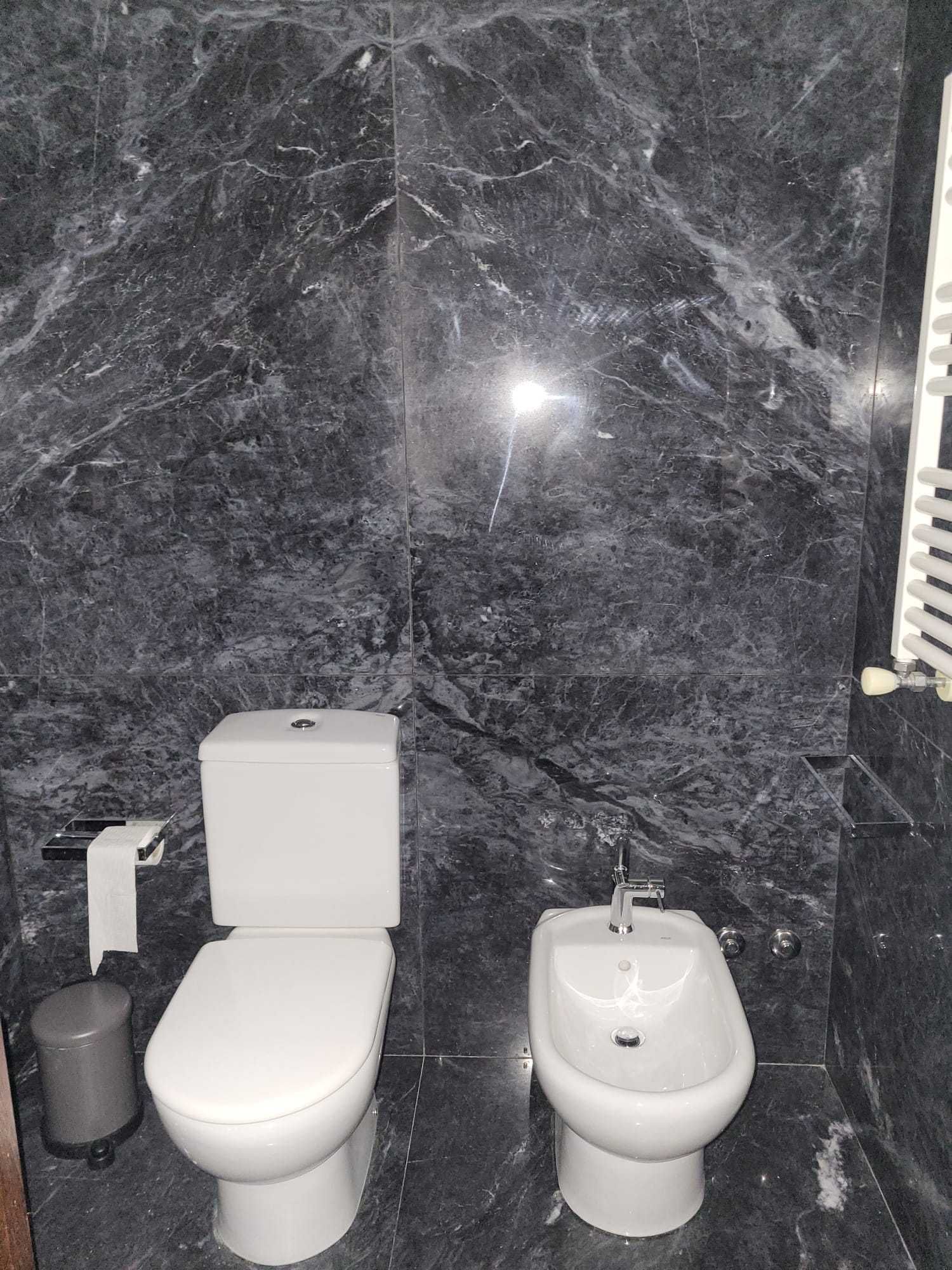 Arrendamento de apartamento t2 na Avenida do Castelo, 43