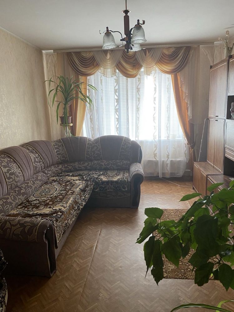 Здам 3к. кв на вул. Заливній