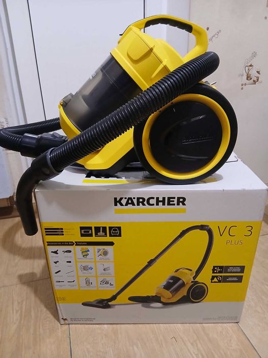 Продам пилосос Karcher