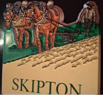 декор на холодильник магнит британия Skipton скиптон