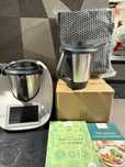Tm6 thermomix + nowy friend + naczynie + torba + ksiazki zestaw