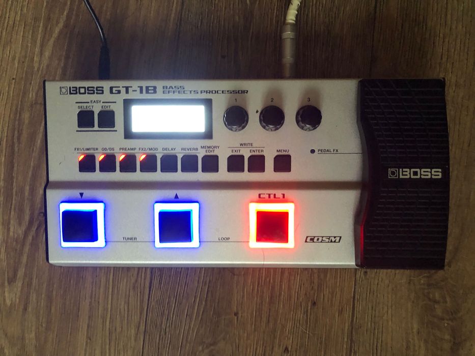 Басовий процесор Boss GT1b