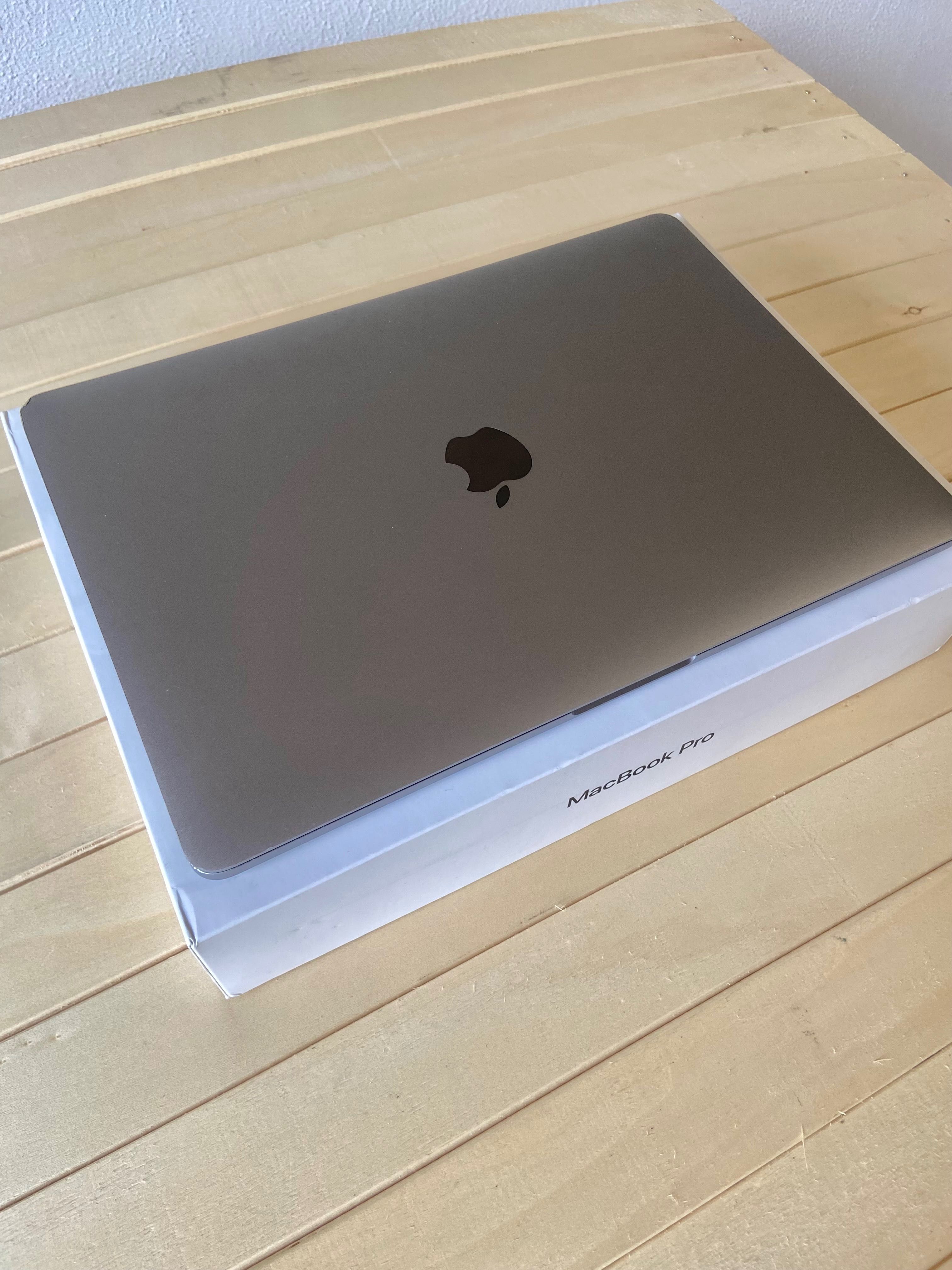 MacBook Pro 13” 2017 | i5 | 8GB | 128GB