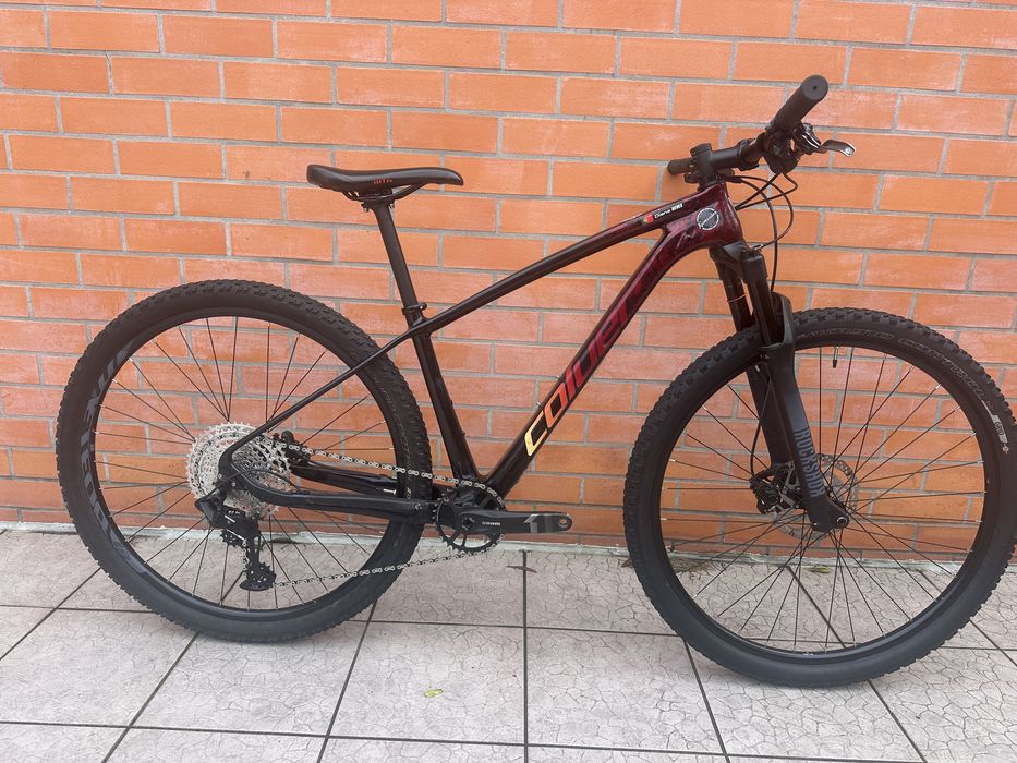 Bicicleta Btt roda 29 carbono coluer Poison rockshox