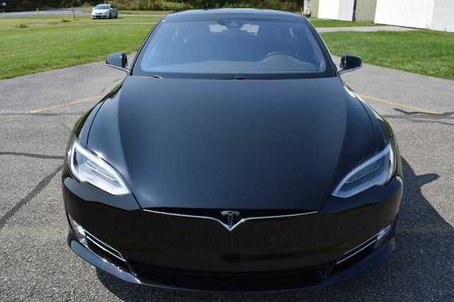 Tesla Model S 75D 2016 рік повний привід