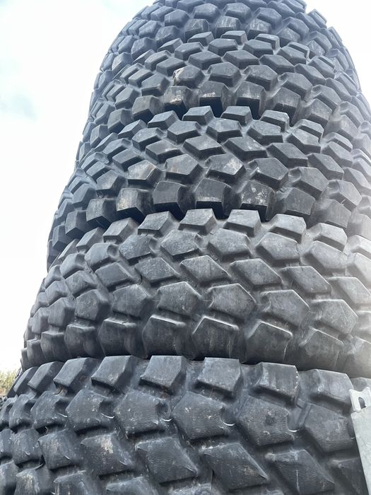 Шини Continental 14.00 r20(370/508) 22-х слойні