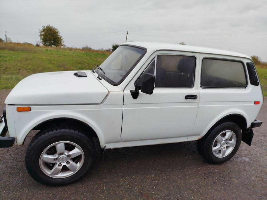 Продам нива 2121