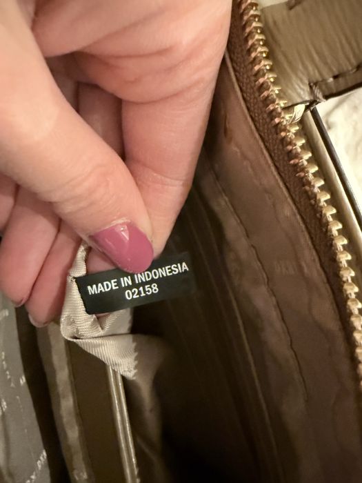 Piękna, beżowa torebka DKNY, skóra naturalna