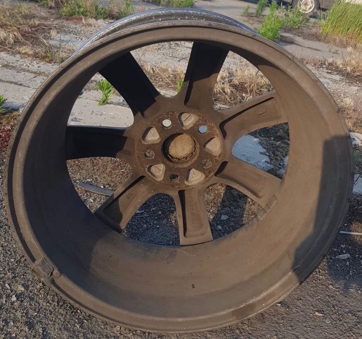 Диски легкосплавные литые Subaru R16