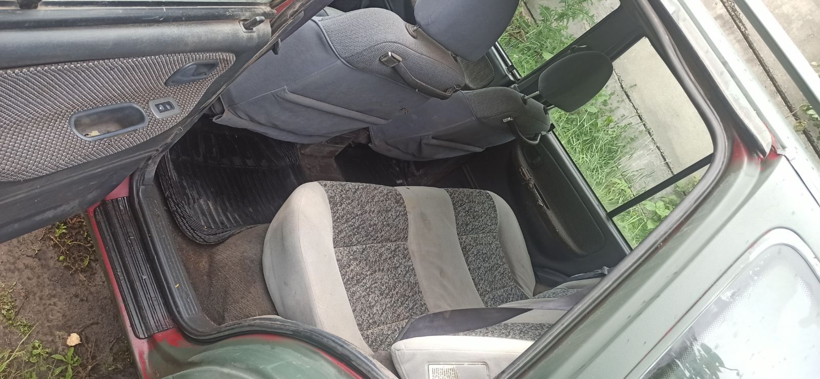 KIA  спортейдж 1 газ бенз