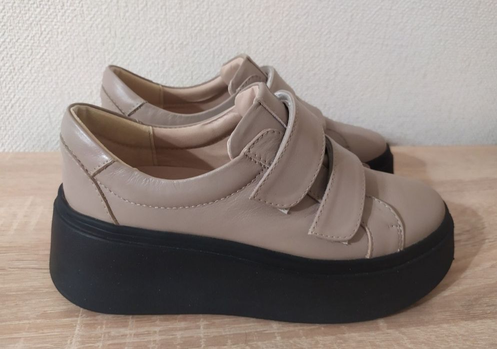 Шкіряні ботінки, туфлі