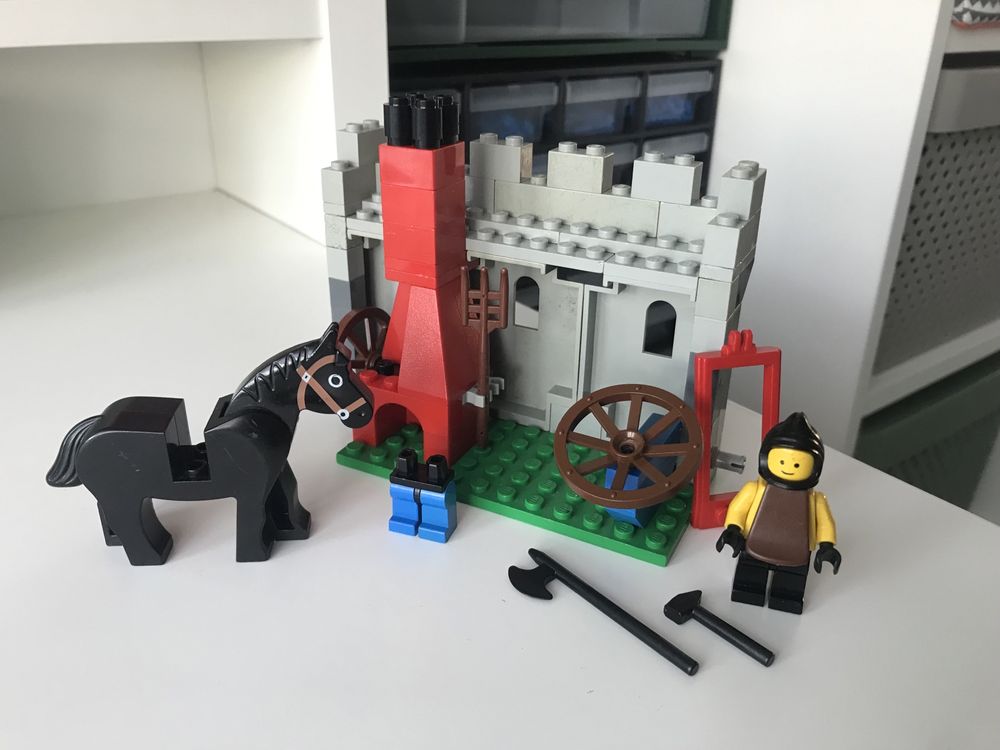LEGO system CASTLE 6040 kuźnia kowala Blacksmiths Forge