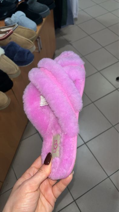 Оригінальні жіночі шльопанці Ugg. Розмір 40.