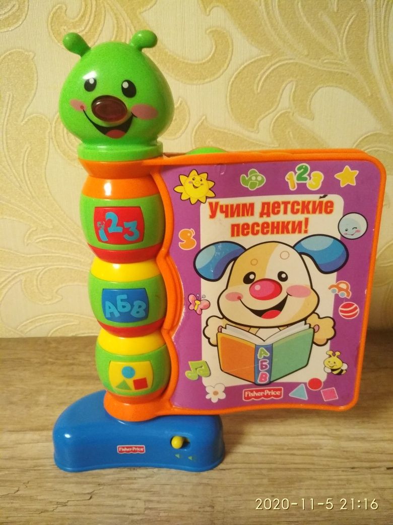 Музыкальная книжечка Fisher Price