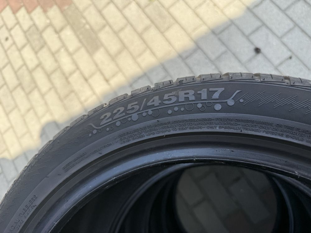 Sprzedam opony wielosezonowe 225/45/17